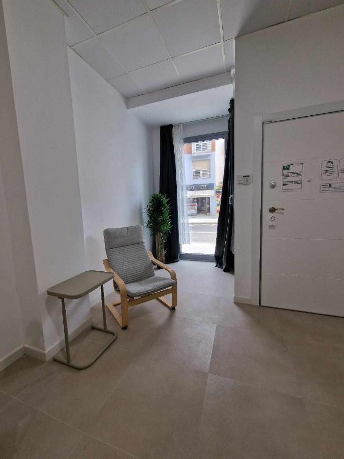 Moderno Apartamento 4 En Calle Marmoles Málaga Exterior foto