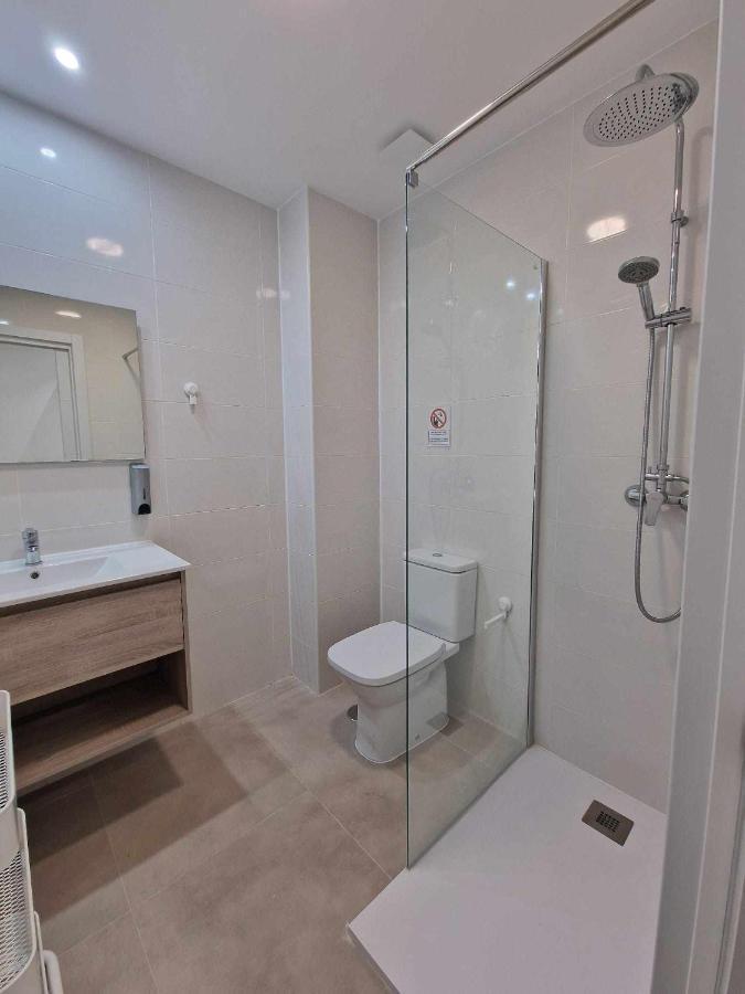Moderno Apartamento 4 En Calle Marmoles Málaga Exterior foto